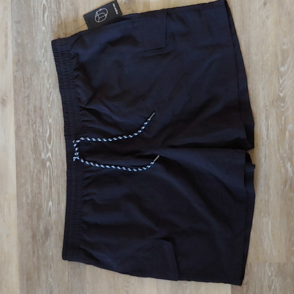 NWT Original Use Men's 100% Nylon Cargo Shorts Black Size XXL